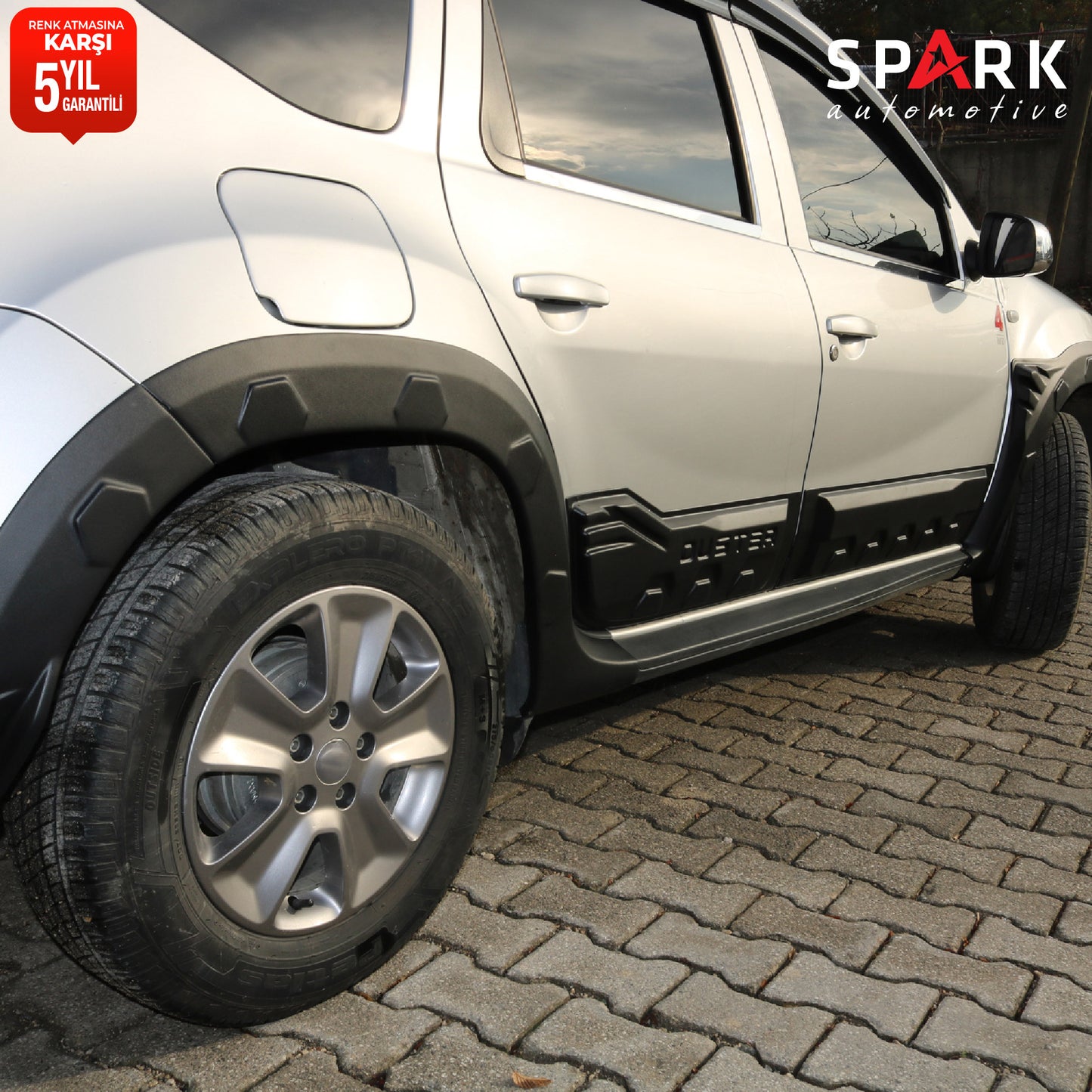 Dacia Duster 2010-2017 Yıl Aralığı Uyumlu Hornet Dodik Set 12 Parça