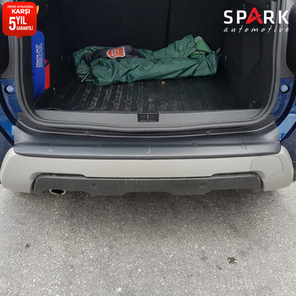 Dacia Duster 2018-2024 Yıl Aralığı Uyumlu Arka Tampon Eşiği Mat