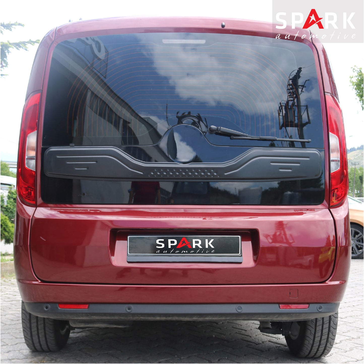 Fiat Doblo 2010-2015 Yıl Aralığı Uyumlu Bagaj Kapağı Dodik