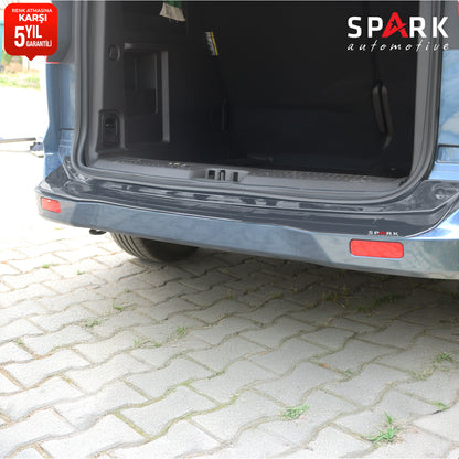 Ford Courier 2018-2023 Yıl Aralığı Uyumlu Arka Tampon Eşiği Mat