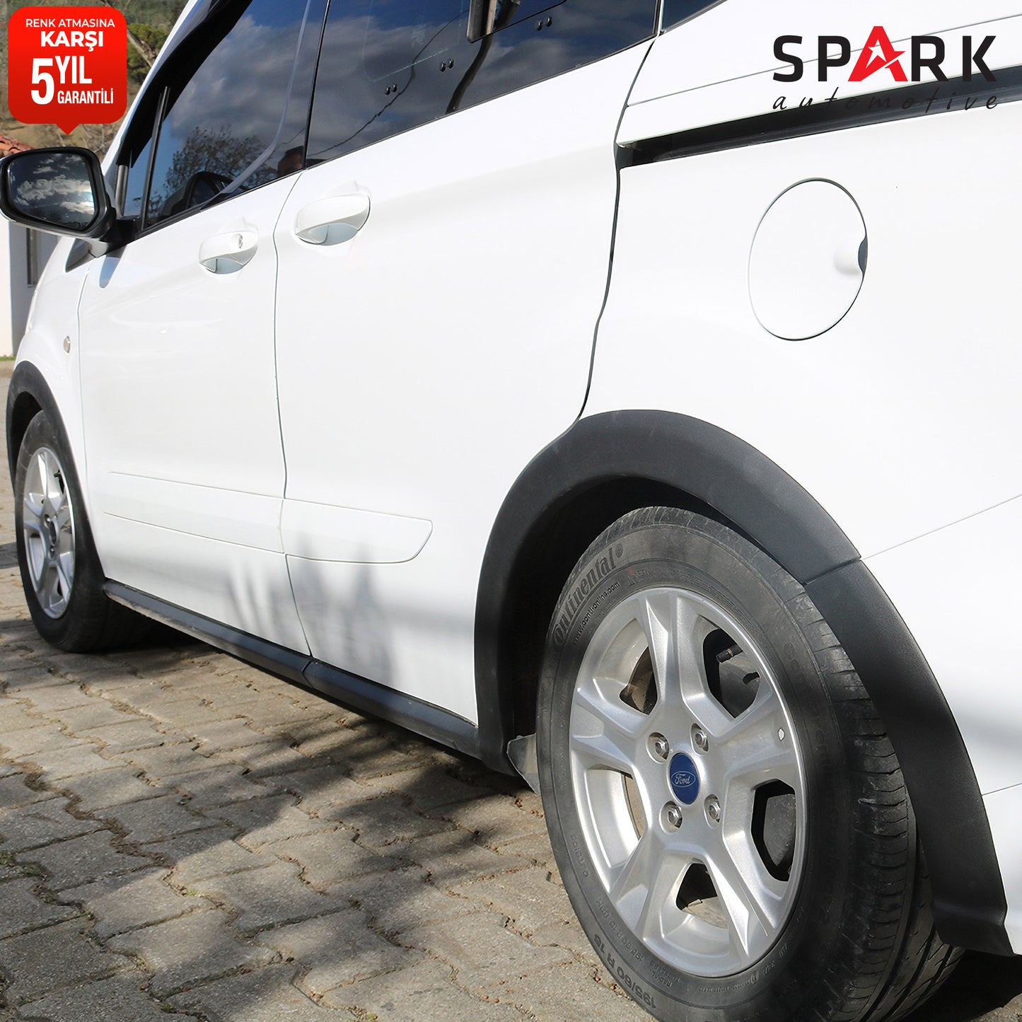 Ford Courier 2014-2018 Yıl Aralığı Uyumlu Çamurluk Dodik 8 Parça