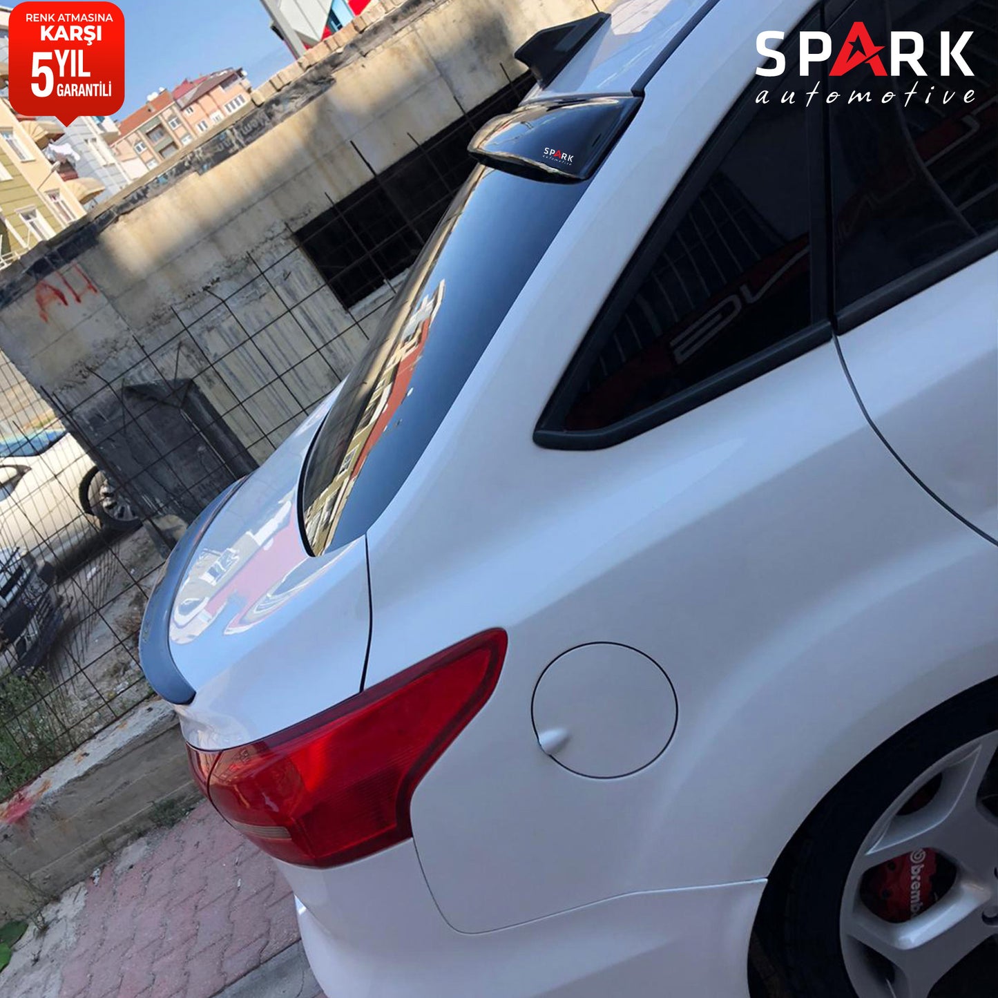 Ford Focus 2011-2018 Yıl Aralığı Uyumlu Arka Cam Spoyler