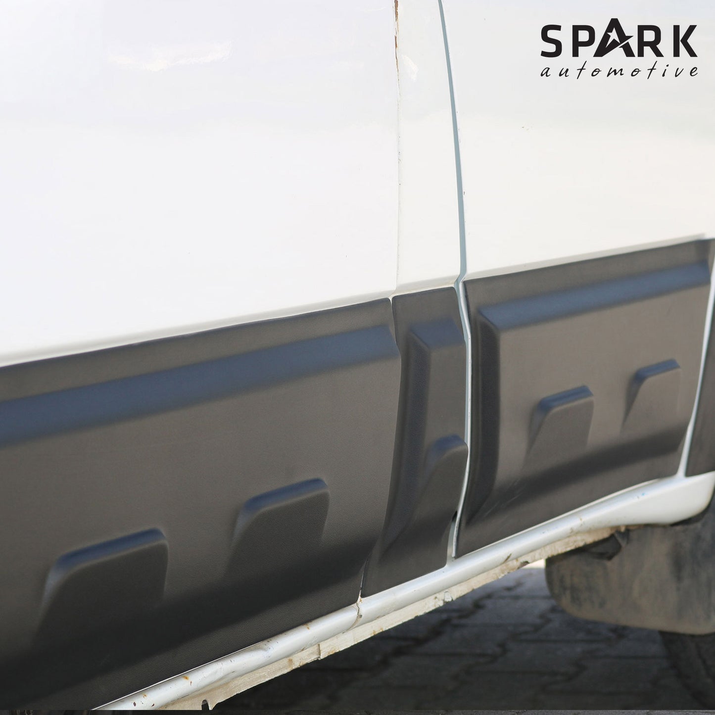 Ford Transit 2002-2006 Yıl Aralığı Uyumlu Kısa Şase 6 Prç. Kapı Dodik
