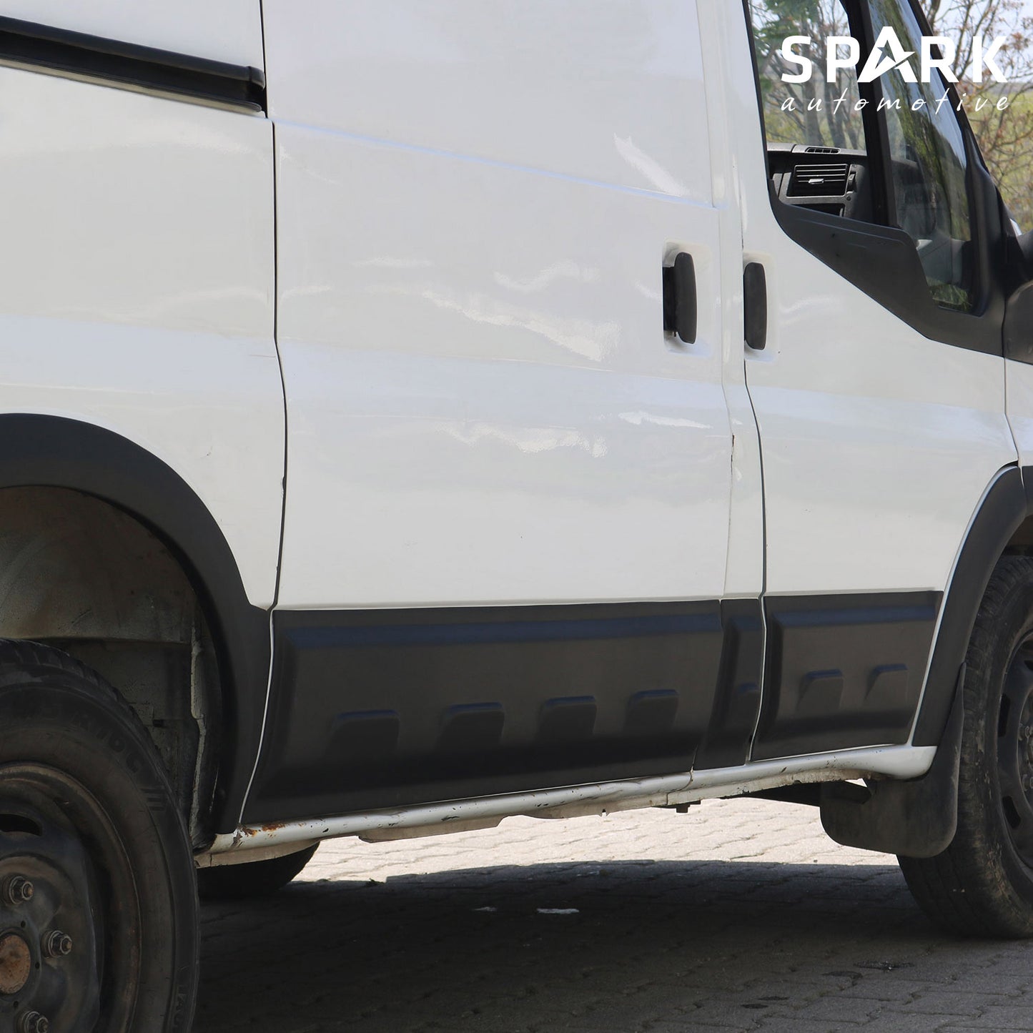 Ford Transit 2002-2006 Yıl Aralığı Uyumlu Kısa Şase 6 Prç. Kapı Dodik