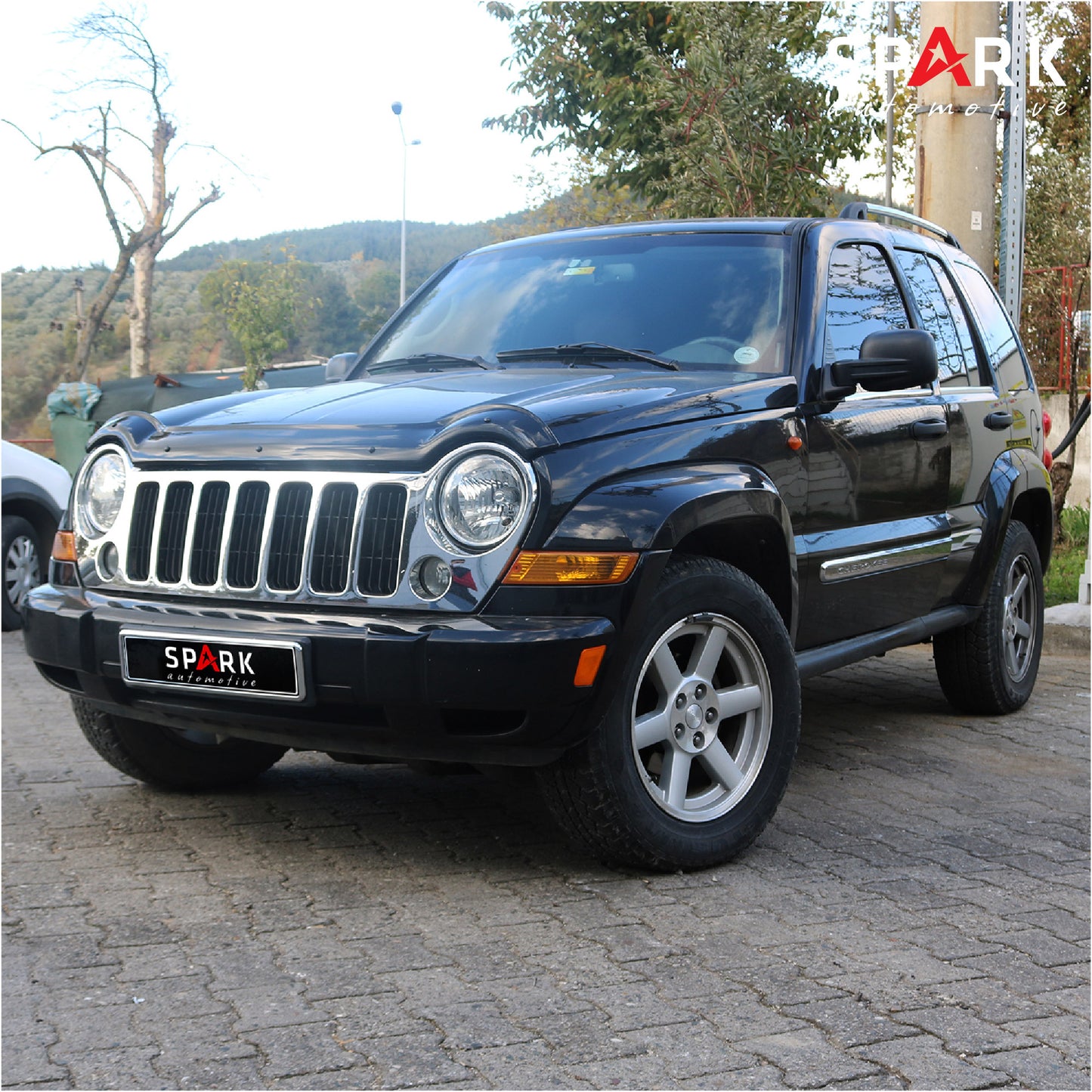 Jeep Cherokee 2002-2008 Yıl Aralığı Uyumlu Kaput Rüzgarlığı 4mm