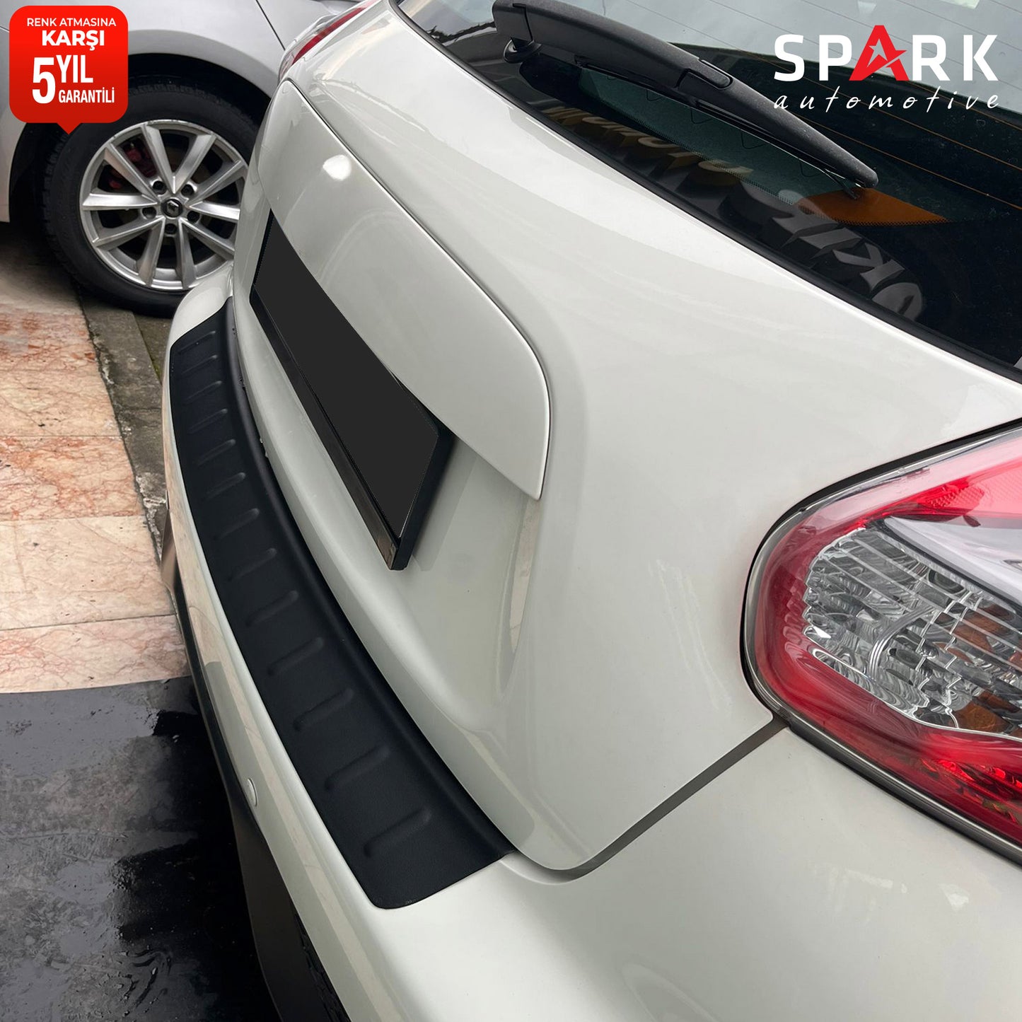 Nissan Juke 2014-2018 Yılı Aralığı Uyumlu Arka Tampon Eşiği Mat