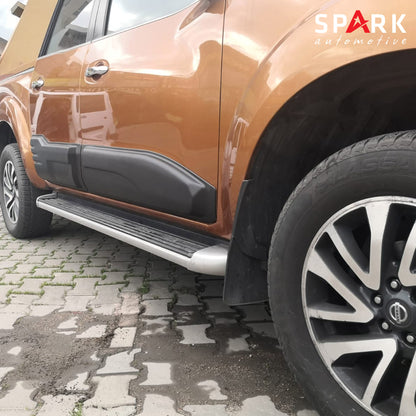 Nissan Navara 2016-2021 Yıl Aralığı Uyumlu Set 4 Prç. Kapı Kaplama Dodik