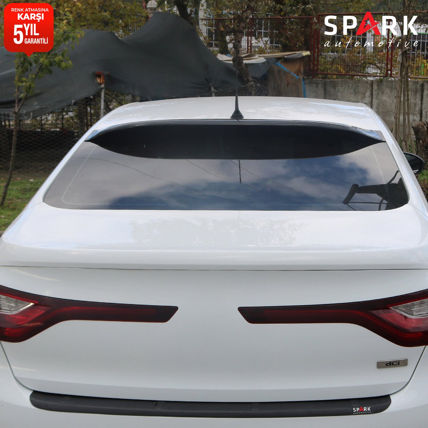 Renault Megane 4 2016- Yılı ve Sonrası Uyumlu Arka Cam Spoyler