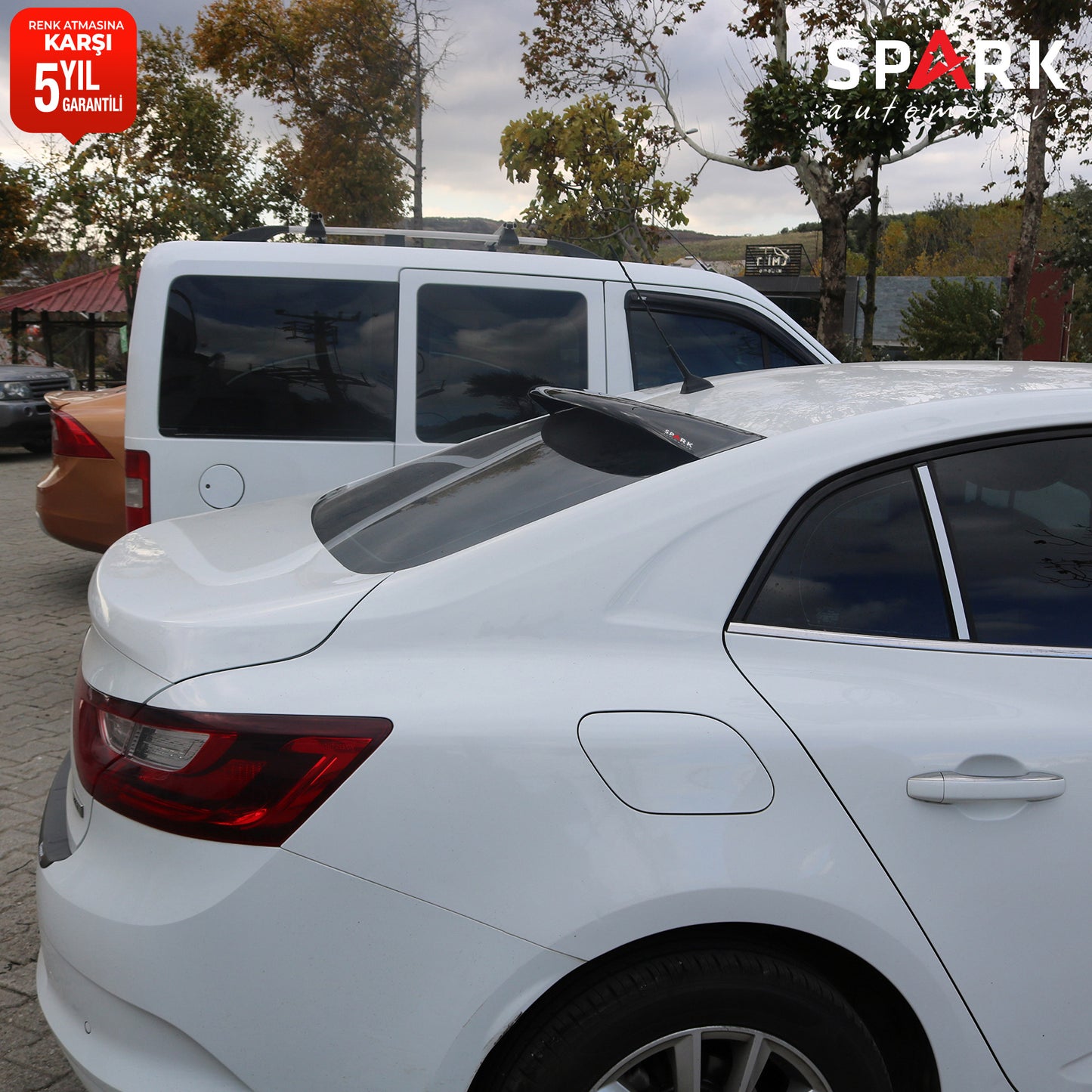 Renault Megane 4 2016- Yılı ve Sonrası Uyumlu Arka Cam Spoyler