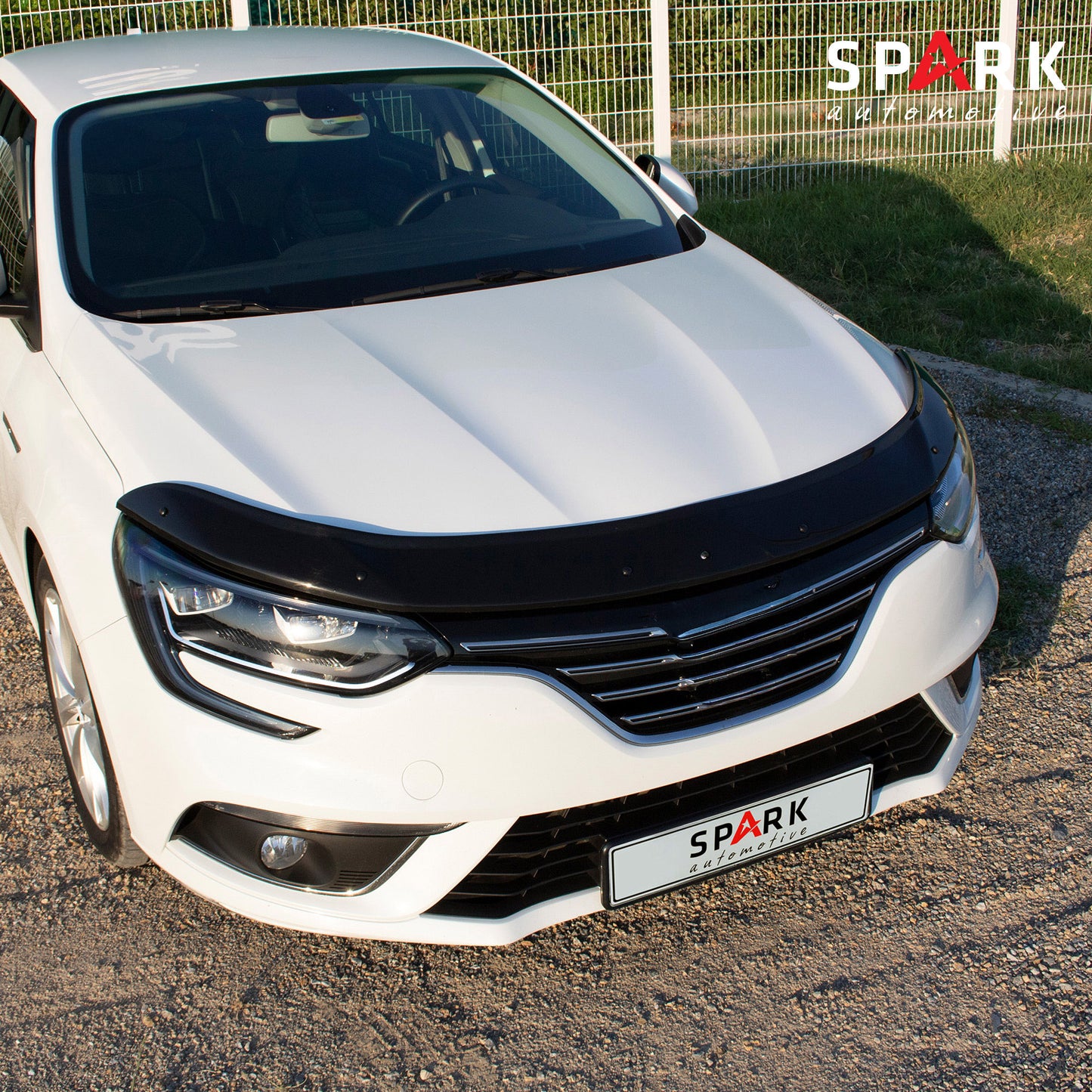 Renault Megane 4 2016- Yılı ve Sonrası Uyumlu Kaput Rüzgarlığı 4mm