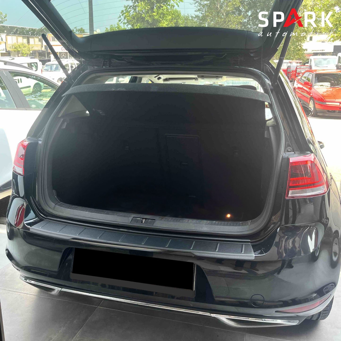 Volkswagen Golf 7 2013-2021 Yıl Aralığı Uyumlu Arka Tampon Eşiği Mat